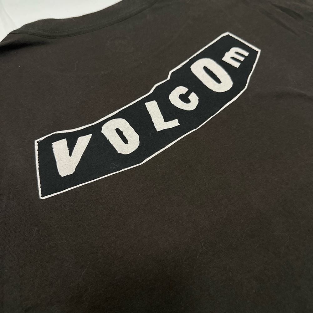 Volcom Men's T-Shirt Sz Medium - Picture 2 of 5